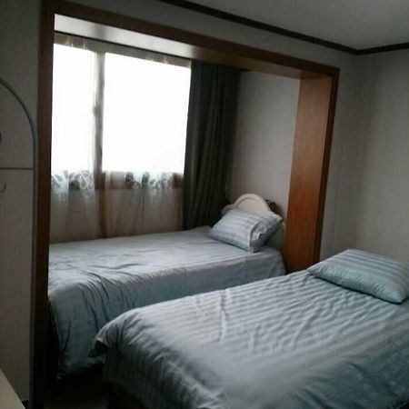 K Star Road Guesthouse - Hostel Seul Dış mekan fotoğraf